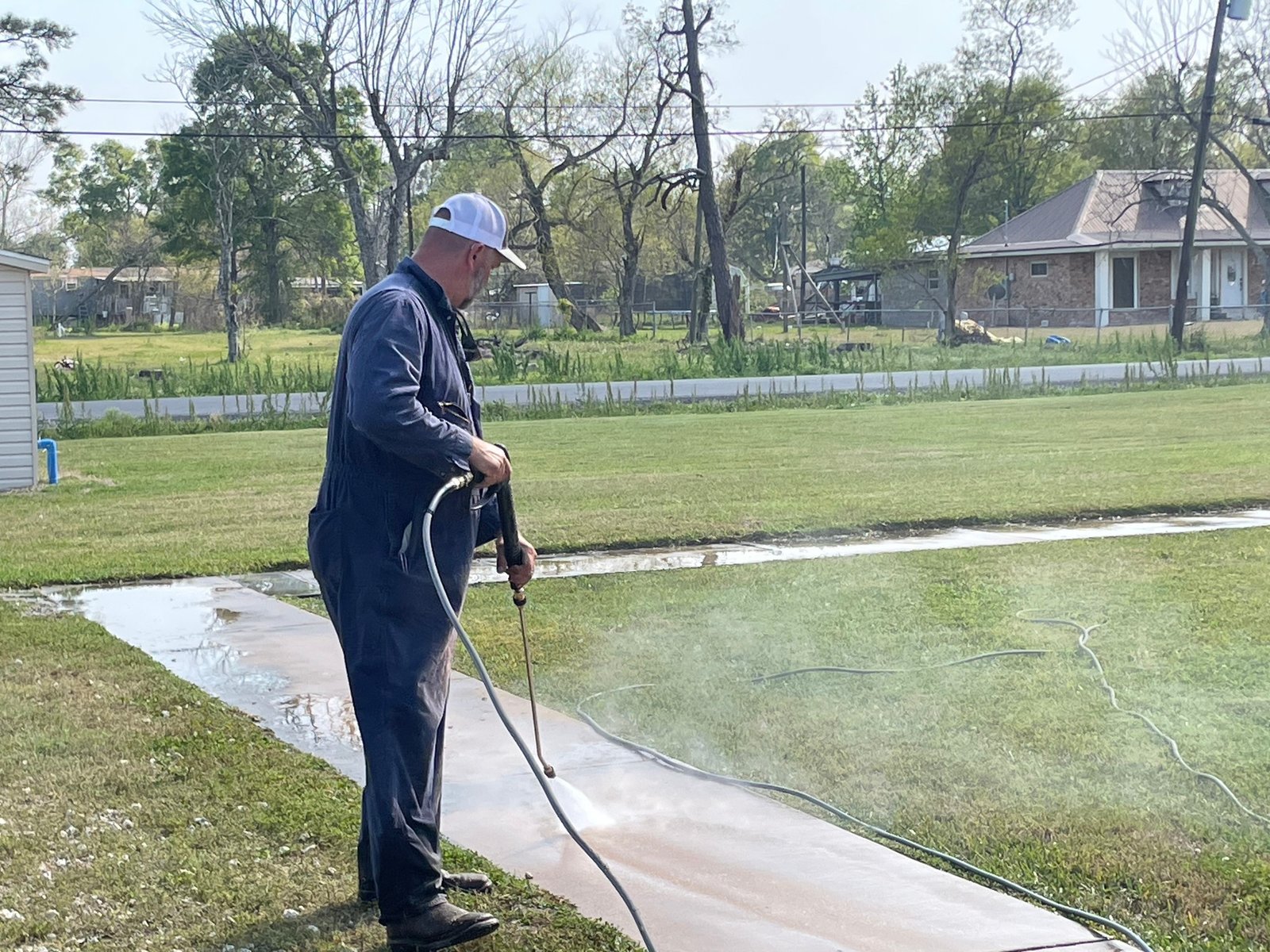 Bayou South Services, LLC, Pressure Washing